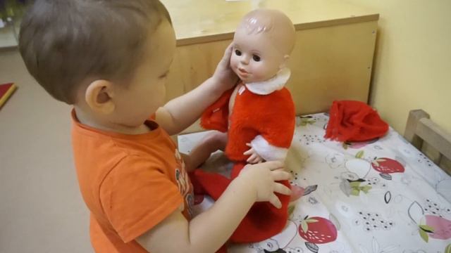 Один день в детском саду "Алфавит" смотреть онлайн