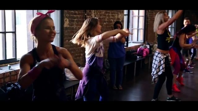 ZUMBA gold dance смотреть онлайн