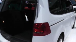 Volkswagen Sharan 2015 vs Volkswagen Touran 2015