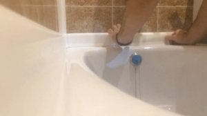 Как и чем заделать стык между ванной и стеной. Ремонт своими руками