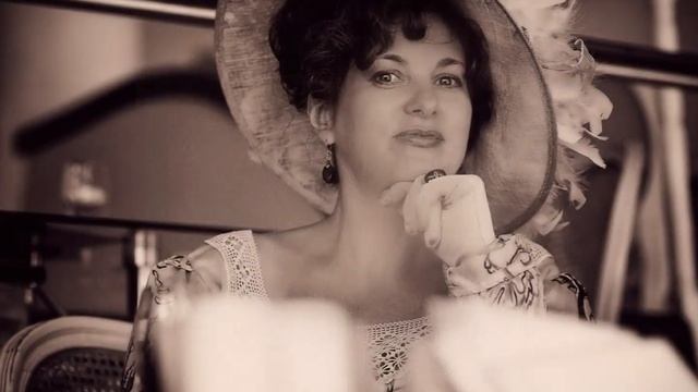 "КОГДА НА НЕГО ТЫ ГЛЯДИШЬ ТАК УМИЛЬНО... (Фото Виктора Перякина (М) - Поёт Георгий Виноградов) смотреть онлайн