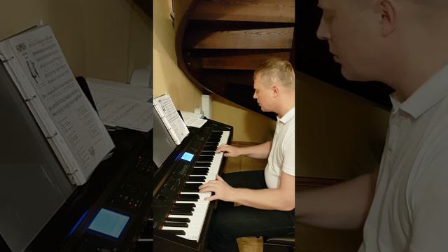 Город которого нет piano cover by Andrej смотреть онлайн