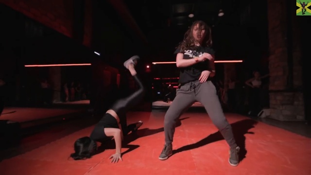 Kari Gyal/ Dancehall Female & DHQ Course/ RDX - Broad Out смотреть онлайн