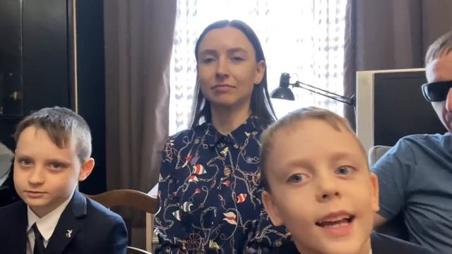 Поздравляем с Днём знаний!? Семья Тартановых? смотреть онлайн