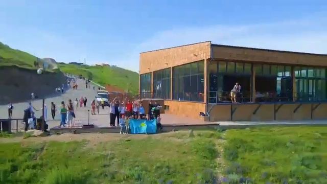 саяхат және экскурсия 6 а смотреть онлайн