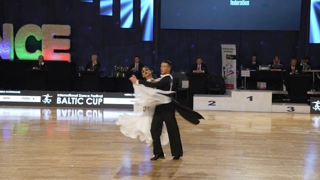 Andrea Roccatti - Marika Odikadze. WDSF World Championship 10 dance. Tango. смотреть онлайн