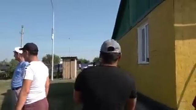 сказ о том, как физруки да трудовики добровольно поработать хотели. смотреть онлайн