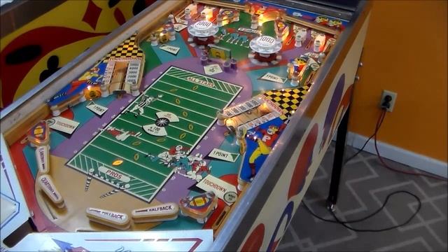 Troubleshooting a Gottlieb Pro Football EM Pinball With Schematics смотреть онлайн