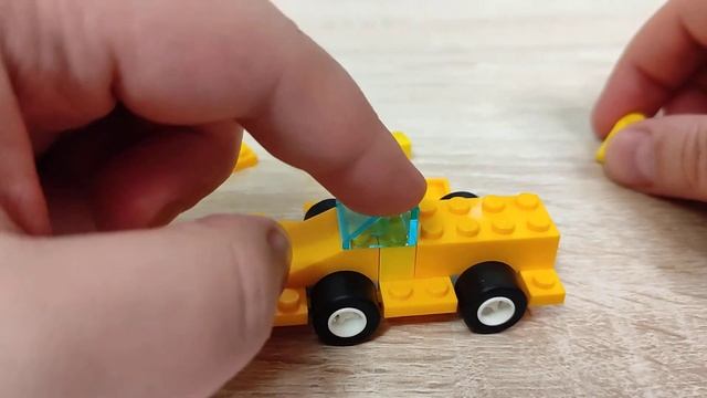 Гоночная машина Формула-1 из конструктора Lego смотреть онлайн