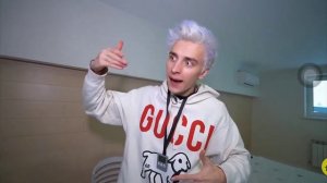Влад а4 кто последний снимет маску получет 1000₽ челендж
