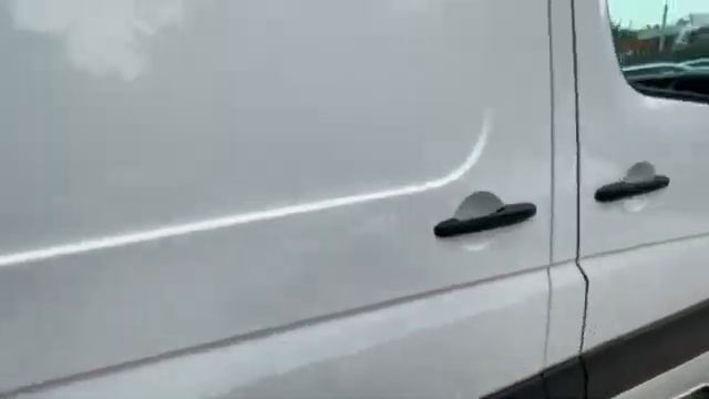VOLKSWAGEN CRAFTER 2014 смотреть онлайн