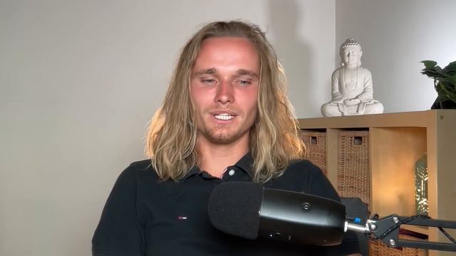 Как выйти из суеты, низкого уровня энергии и стать счастливым.