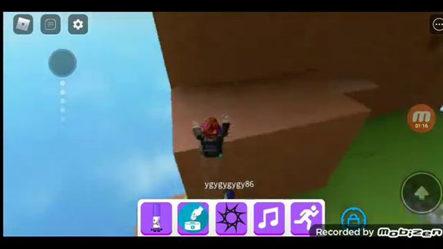 показываю где находится радужный маркер в Find The Markers