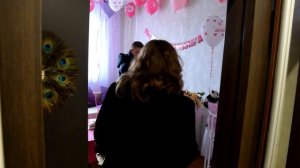 Выписка из роддома. Как в России забирают новорожденных младенцев из роддома зимой.