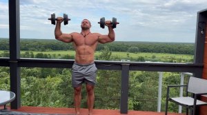 Как Накачать широкие плечи !