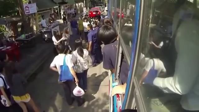 Сенсация!В Тайланде скрытая камера сняла настоящую ведьму смотреть онлайн