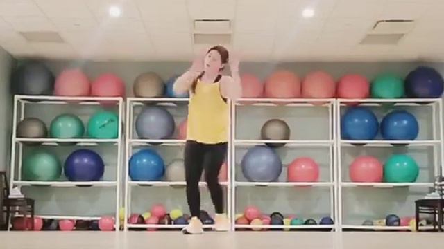 Can't touch this Lisa's zumba playlist 2023 смотреть онлайн