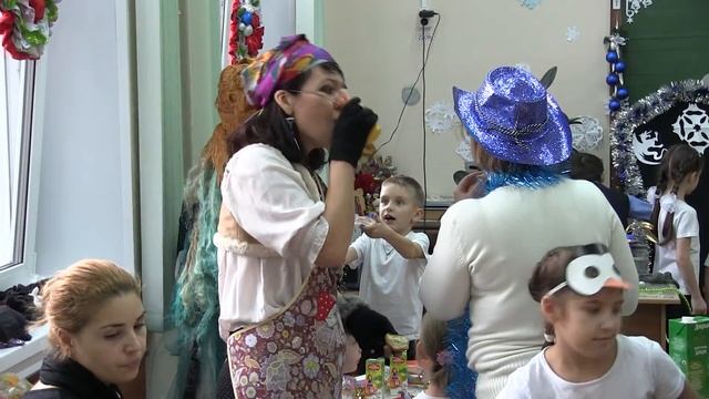 Поздравление бабы Яги с новым годом смотреть онлайн