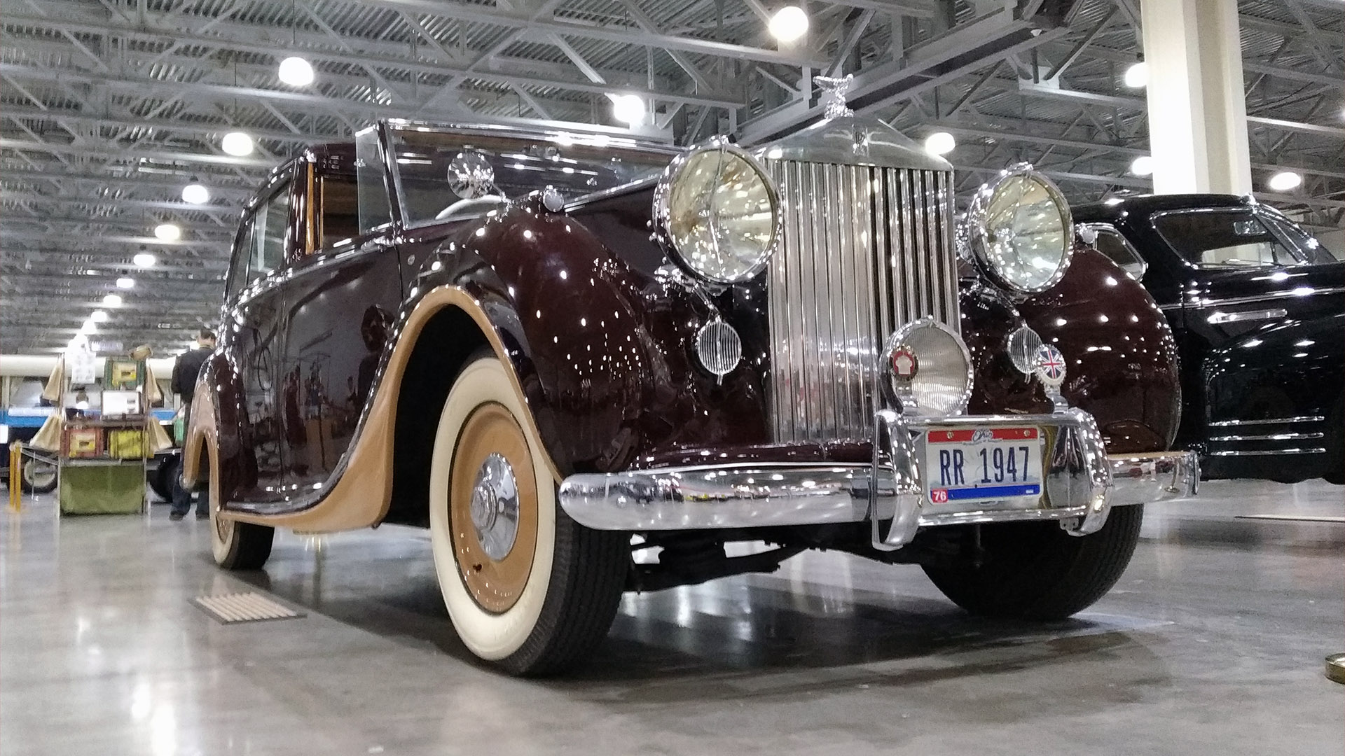 Rolls Royce Silver Wraith смотреть онлайн