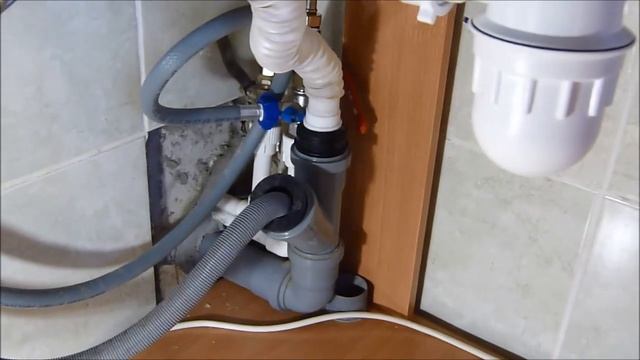 Как сделать слив для стиральной машинки в канализацию смотреть онлайн