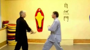 Занятия Кунг фу. Обучение единоборствам. Урок.