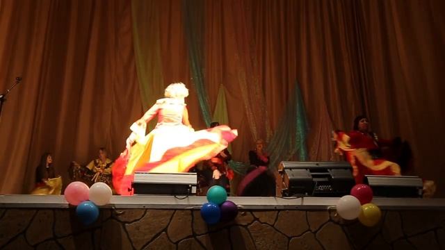 Цыганский танец (коллектив "Вдохновение", с. В- Надеждинское) смотреть онлайн