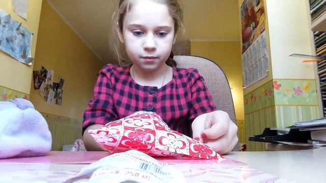 Секретный спасатель/Как выжить в школе/Собираем сумочку/