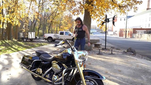 2001 Harley Davidson Road King смотреть онлайн