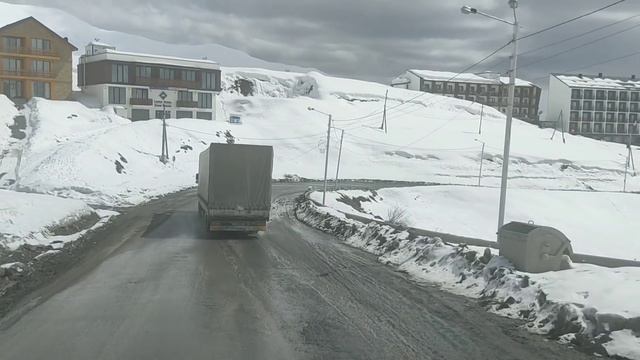 крестовый перевал,спуск,военно Грузинская дорога,Кавказ,горы,красота,едем на Армения,Ереван смотреть онлайн
