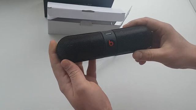 Колонка беспроводная Bluetooth "Beats Pill" смотреть онлайн