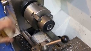 Избавляемся от стуков задней подвески на TOYOTA RAV4 3-го и 4-го поколения.