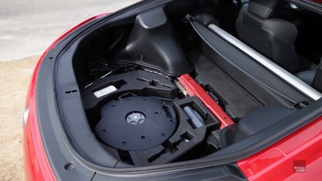 Why The Nissan 370Z Is Still The Best New RWD Coupe (Review) смотреть онлайн