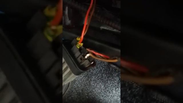 Jak naprawić niedziałający nawiew ( wentylator ) w oplu смотреть онлайн