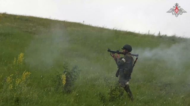 Боевая подготовка добровольческого отряда «БАРС» смотреть онлайн