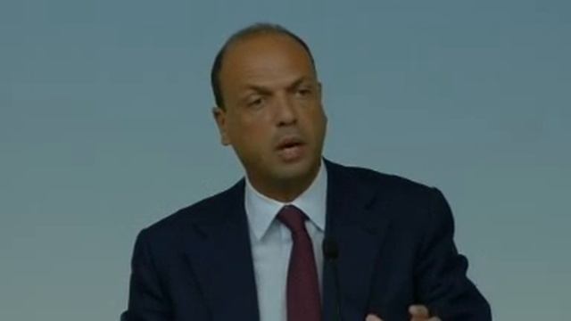 Roma - Consiglio dei Ministri n. 19 (08.08.13) смотреть онлайн