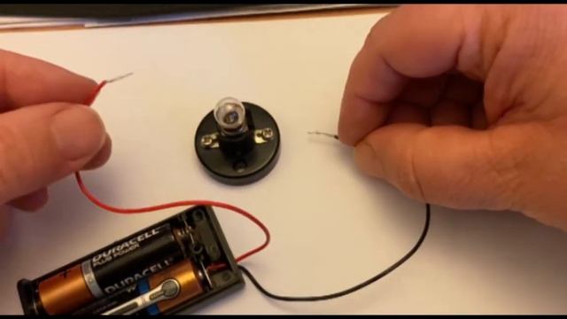 Foundation Online Filament Lamp Polarity смотреть онлайн