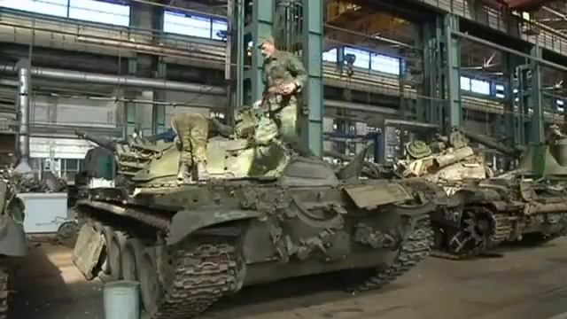 Ремонтный завод в Донецке. Ремонт трофейной техники. смотреть онлайн