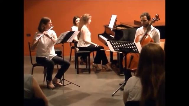 Verano Porteño - Astor Piazzolla - Tango смотреть онлайн