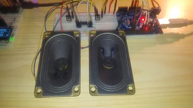 Sirène Numérique : Générateur 2 Signaux : Fréquence Variable et Rapport Cyclique Fixe v1.2 - Arduin смотреть онлайн