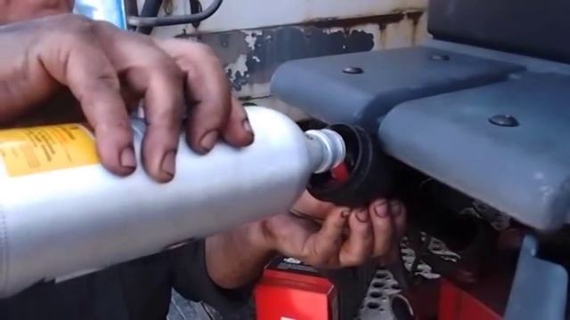 Aplicación revitalizador XADO Maximun en Truck Renault Magnum 420 смотреть онлайн