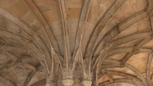 Malmesbury Market Town In The Cotswolds. смотреть онлайн