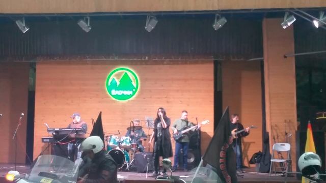 30 сентября! Закрытие мотосезона!!! Группа "Simply The Best" смотреть онлайн