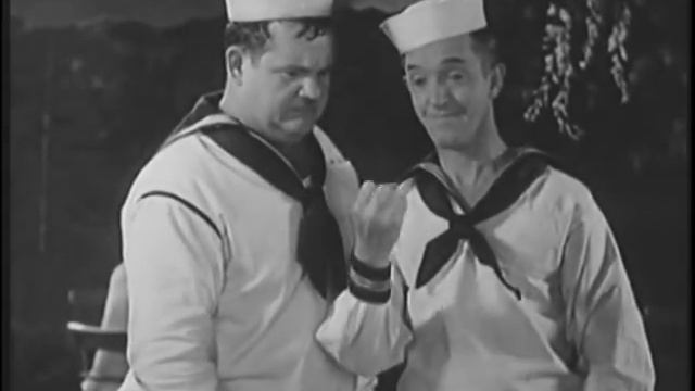 The Boys Pick Up A Couple Of Girls смотреть онлайн