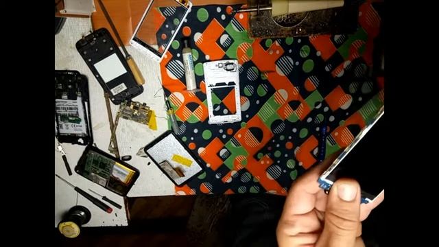 что делать, если DEXP Ixion М4 не включается??? смотреть онлайн