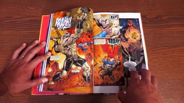 Superman: Camelot Falls Deluxe Edition Overview | Are superheroes destroying the world? смотреть онлайн