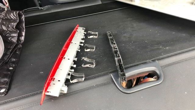 BMW X3 f25. Протекает фонарь задней двери. Протекает вода через пятую дверь. смотреть онлайн