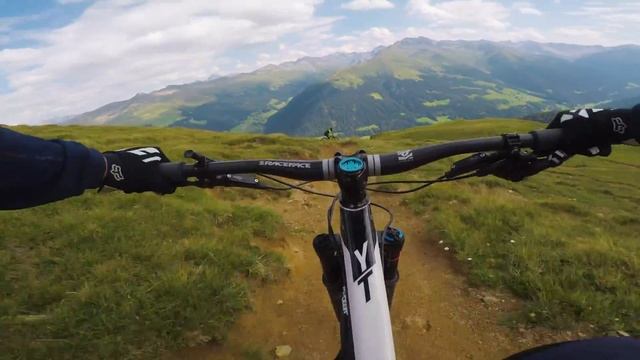 Davos Klosters | Chörbschhorn Trail смотреть онлайн
