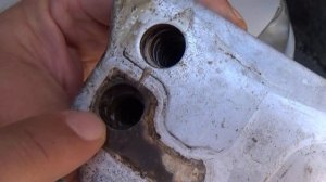 Масло в расширительном бачке, попадает в антифриз. Проверка теплообменника