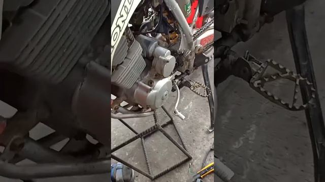 DIGITAL SPEED METER INSTALLED XR200 смотреть онлайн