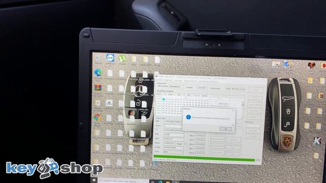 ключ Skoda Octavia A7 / как прописать ключ Skoda Octavia Vvdi2 кривой Рог / Привязка ключа Skoda